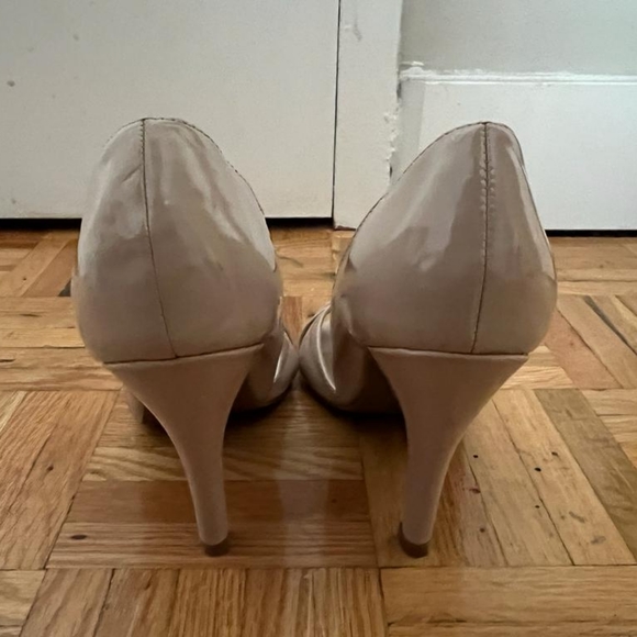 Shoes - Picture 4 of 4